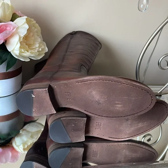 New FRYE Mellisa button cognac boots - Picture 8 of 13